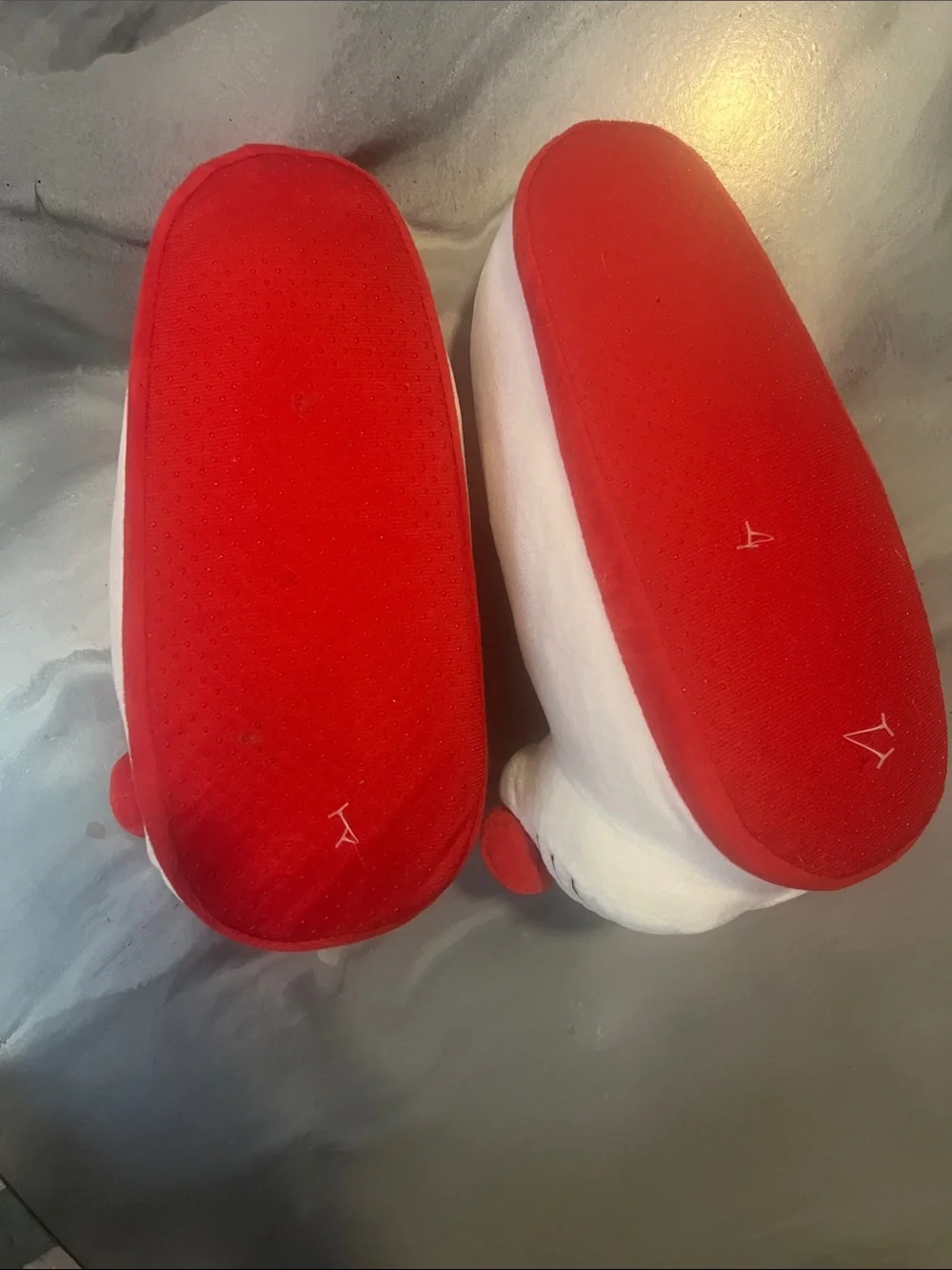 Hello Kitty Plush Kids Slippers in White and Red